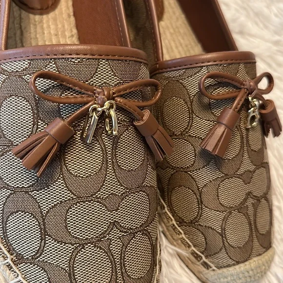 Coach Branded Espadrilles Closed Toe Flat - Picture 3 of 5